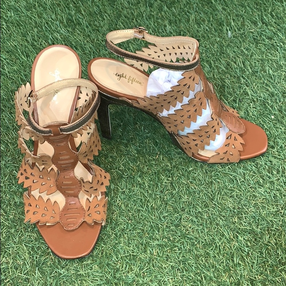 Brand new Eight fifteen bon fire heel in brown